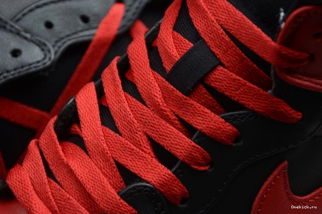 One Kick Jordan Retro Banned 1 Air 432001-001 0713